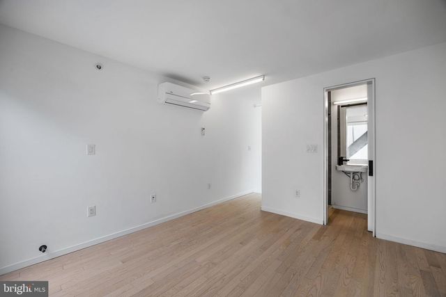 2710 W HARPER ST, Philadelphia, PA 19130