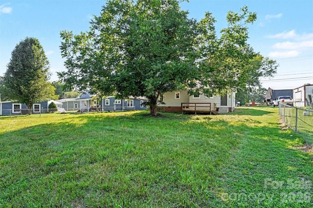 115 Autumn Leaf Road, Troutman, NC 28166
