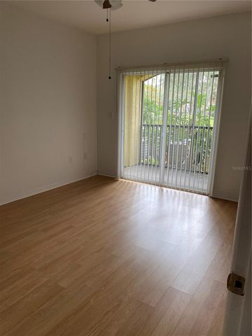 10211 COURTNEY PALMS BOULEVARD 201, Tampa, FL 33619