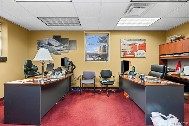 19337 Farmington Road, Livonia, MI 48152