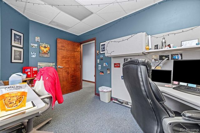 19337 Farmington Road, Livonia, MI 48152