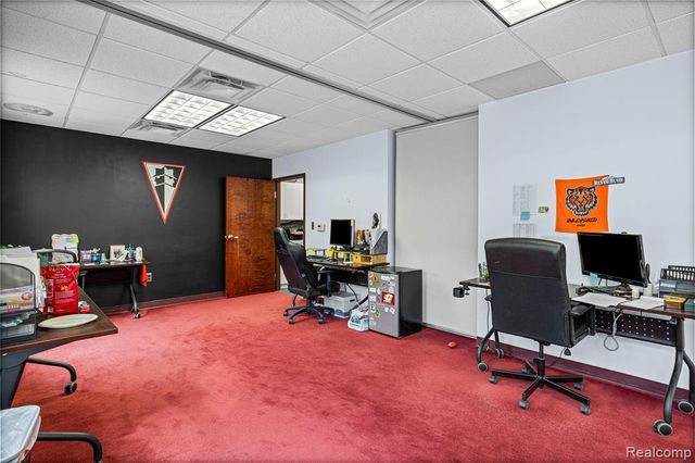 19337 Farmington Road, Livonia, MI 48152