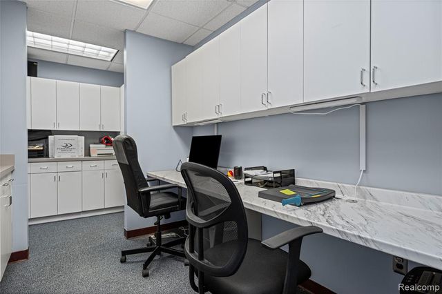 19337 Farmington Road, Livonia, MI 48152