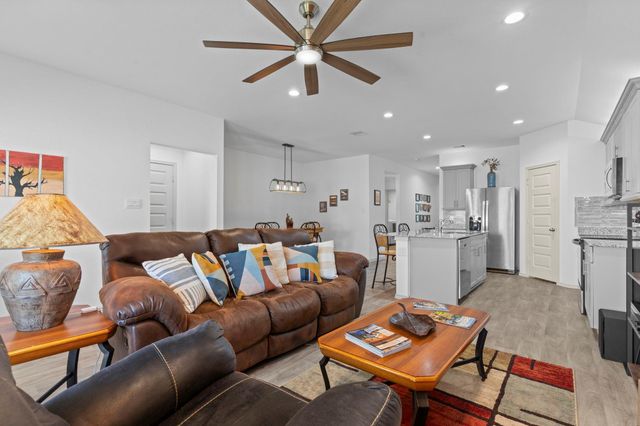 1259 Waterside Trace, Sealy, TX 77474