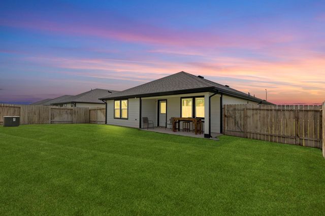 1259 Waterside Trace, Sealy, TX 77474