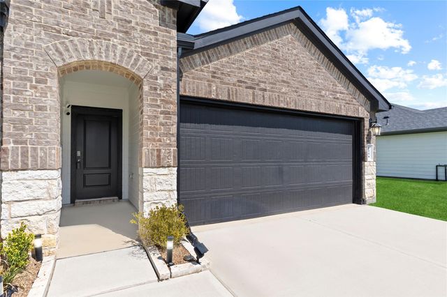 1259 Waterside Trace, Sealy, TX 77474