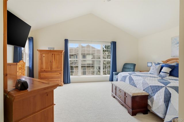 3793 Winding Brook Circle 1, Rochester Hills, MI 48309