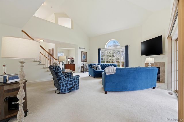 3793 Winding Brook Circle 1, Rochester Hills, MI 48309