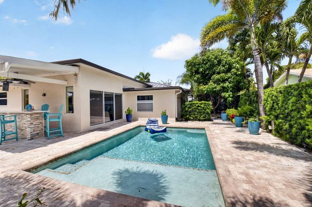 618 Sunshine Drive, Delray Beach, FL 33444