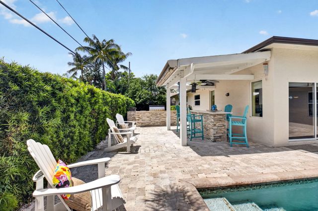 618 Sunshine Drive, Delray Beach, FL 33444