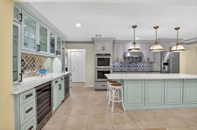 618 Sunshine Drive, Delray Beach, FL 33444