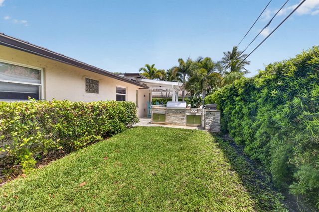 618 Sunshine Drive, Delray Beach, FL 33444