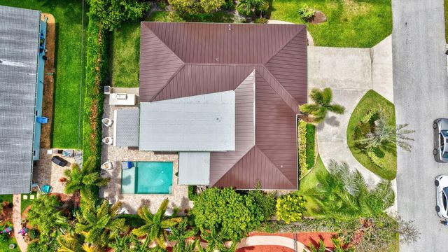 618 Sunshine Drive, Delray Beach, FL 33444