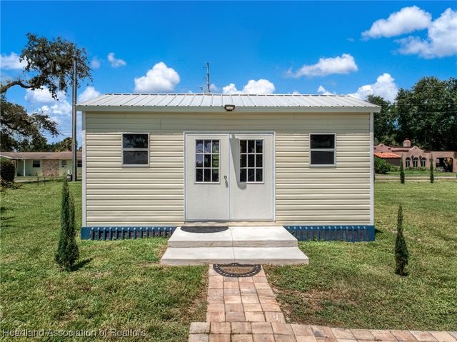 1110 Hotiyee Avenue, Sebring, FL 33870