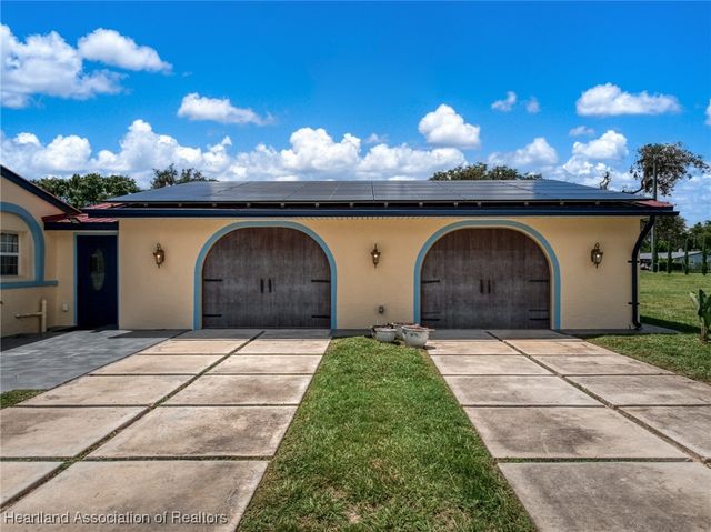1110 Hotiyee Avenue, Sebring, FL 33870