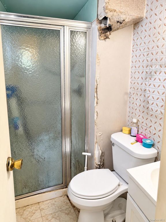 25919 Craft Avenue, Rosedale, NY 11422 — photo 5