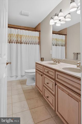 135 CORNWALL RD, Rehoboth Beach, DE 19971