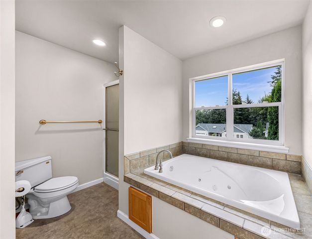 1188 Central Drive, Camano Island, WA 98282