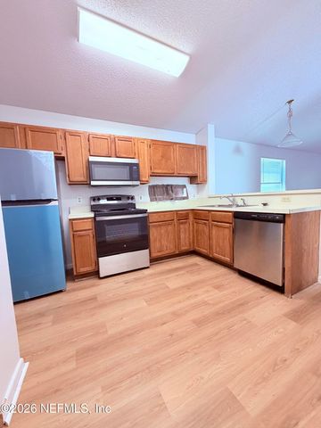 8742 PINEVALLEY Lane, Jacksonville, FL 32244