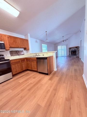 8742 PINEVALLEY Lane, Jacksonville, FL 32244