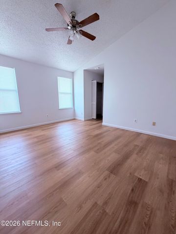 8742 PINEVALLEY Lane, Jacksonville, FL 32244