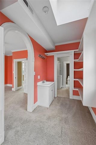 2522 Charlotte Street, Kansas City, MO 64108