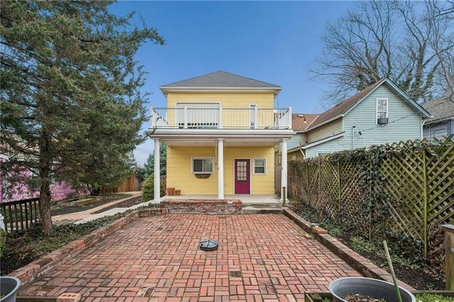 2522 Charlotte Street, Kansas City, MO 64108