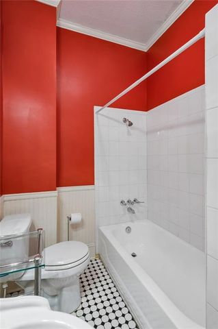 2522 Charlotte Street, Kansas City, MO 64108