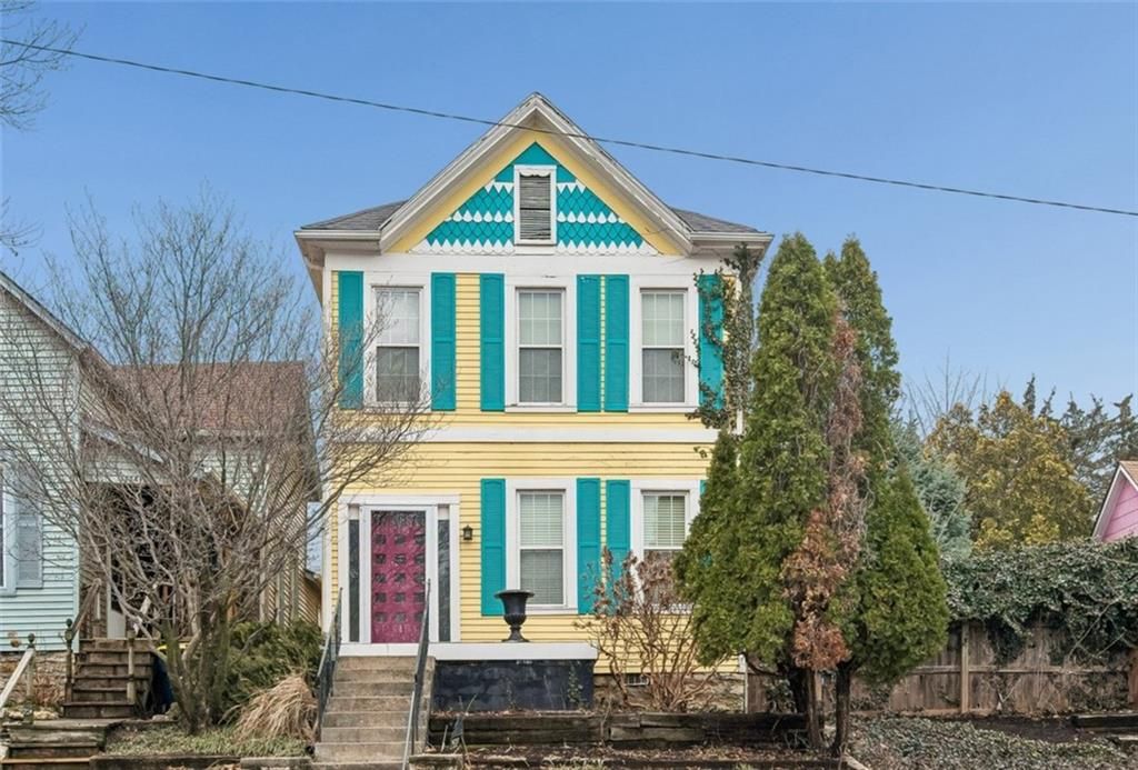 2522 Charlotte Street, Kansas City, MO 64108