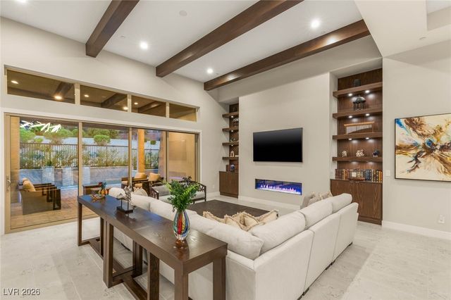 6321 Mojave Sky Street, Las Vegas, NV 89135