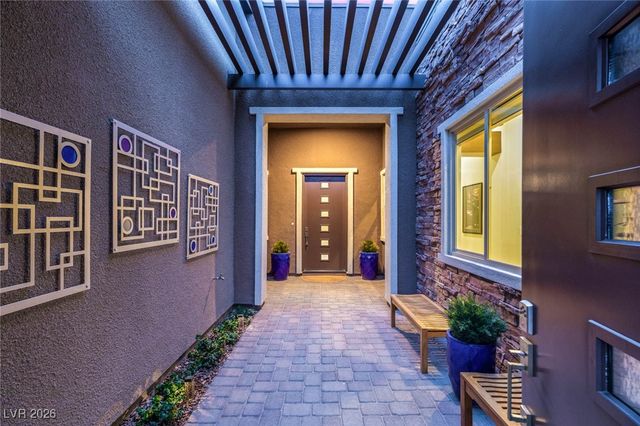 6321 Mojave Sky Street, Las Vegas, NV 89135