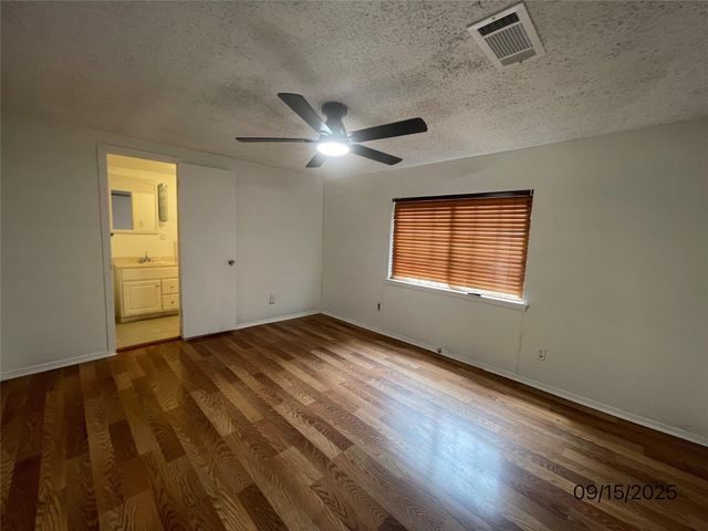 2620 Roberts Cut Off, Sansom Park, TX 76114