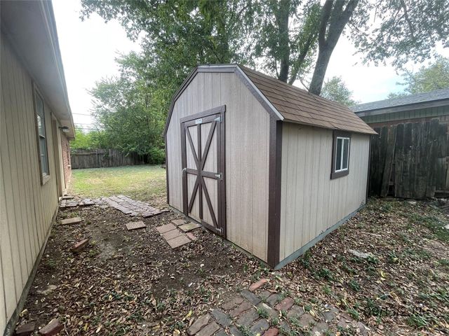 2620 Roberts Cut Off, Sansom Park, TX 76114