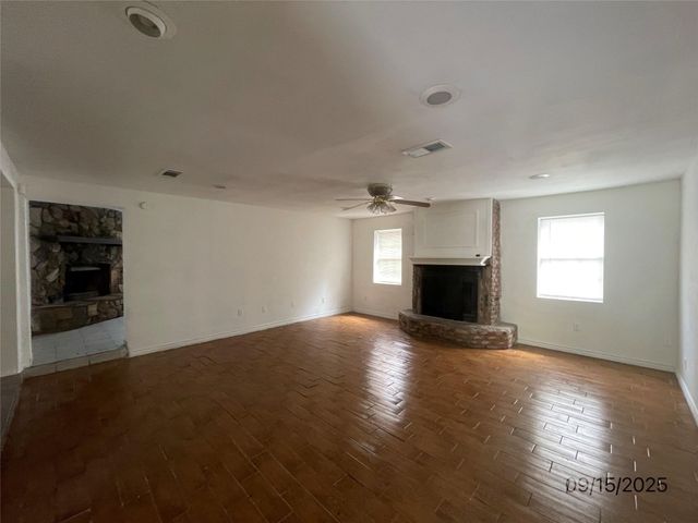 2620 Roberts Cut Off, Sansom Park, TX 76114