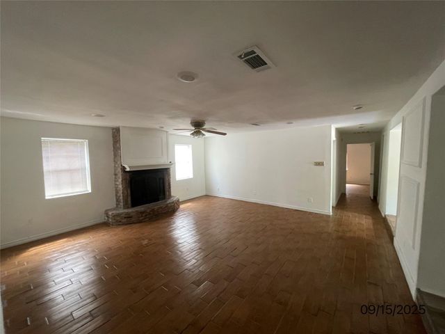 2620 Roberts Cut Off, Sansom Park, TX 76114