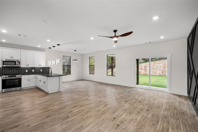 2203 Christine Drive, Granbury, TX 76048