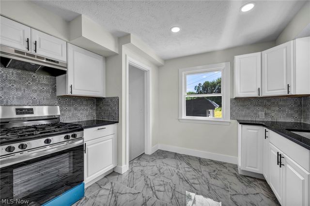 26479 Bagley Road, Olmsted Falls, OH 44138