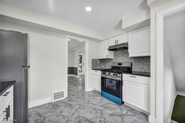 26479 Bagley Road, Olmsted Falls, OH 44138