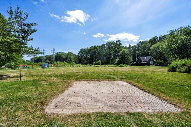 26479 Bagley Road, Olmsted Falls, OH 44138