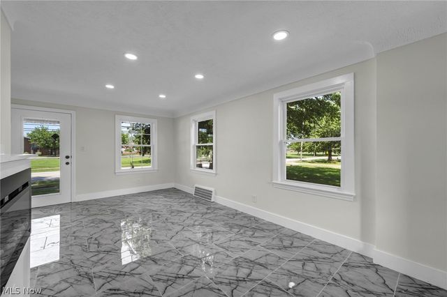26479 Bagley Road, Olmsted Falls, OH 44138