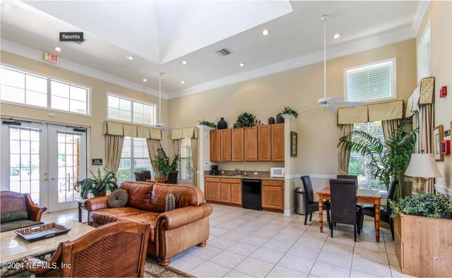 7801 POINT MEADOWS Drive, 1108, Jacksonville, FL 32256