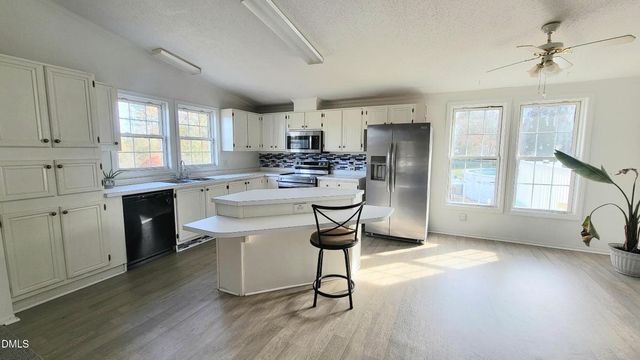 3825 Wyndfair Drive, Fuquay Varina, NC 27526