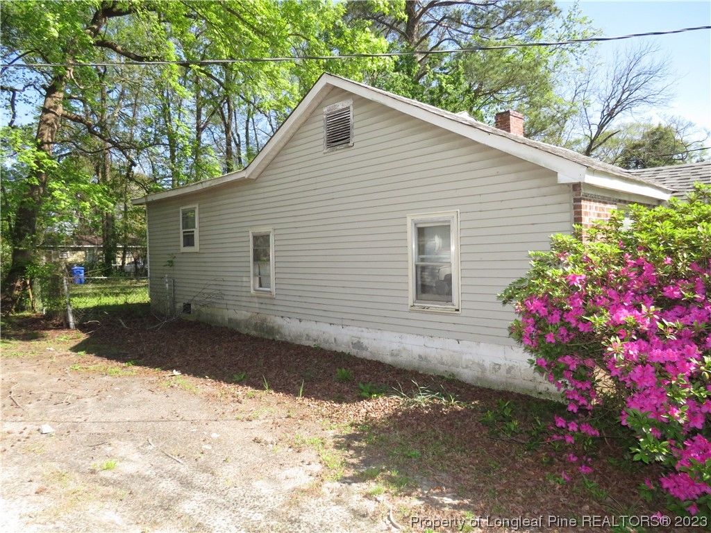 875 W Orange Street, Fayetteville, NC 28301 — photo 4