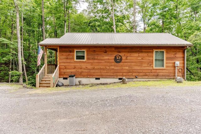 132 Lanes Way, Murphy, NC 28906