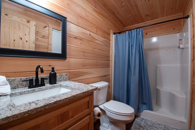 132 Lanes Way, Murphy, NC 28906