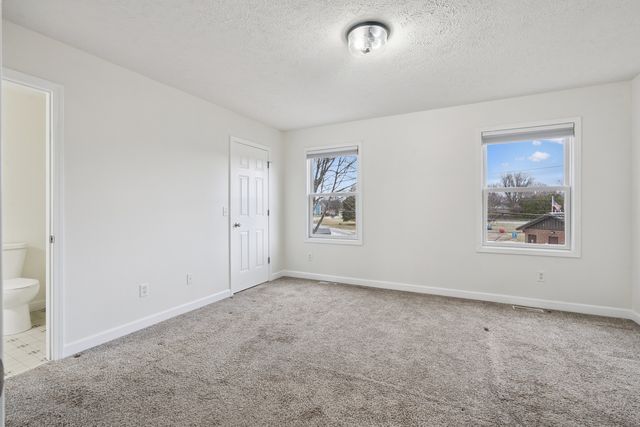 409 11th Ave A Court, Silvis, IL 61282