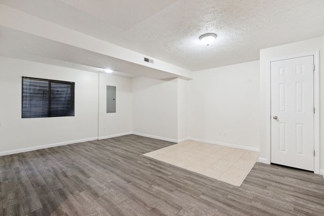 409 11th Ave A Court, Silvis, IL 61282