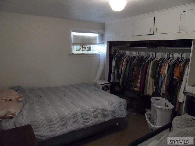 437 W 6th S, Rexburg, ID 83440