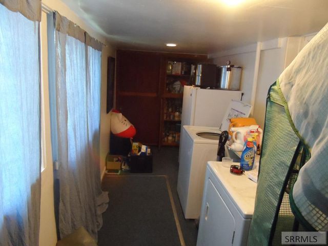 437 W 6th S, Rexburg, ID 83440