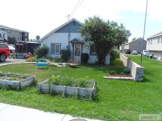 437 W 6th S, Rexburg, ID 83440